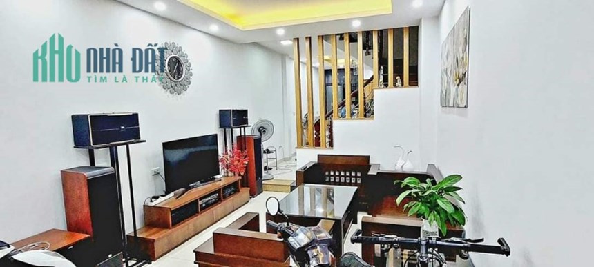 Bán nhà Ngõ 264 Ngọc Thuỵ 38m x 4T, oto tải đỗ cửa giá 4 tỷ 2