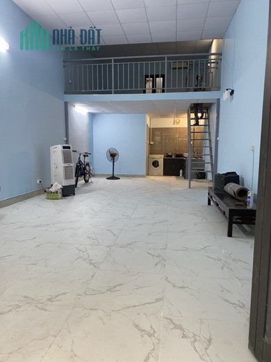 cho thuê nhà nguyễn văn cừ, Long Biên 50m2 * ô tô đỗ * 7 triệu * nội thất cơ bản đầy đủ