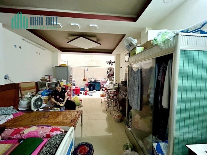 Bán nhà Mặt tiền Dương Văn Dương gần Chợ Tân Hương, Gò Dầu, DT: 93m2, 5 Tầng, 10.9 tỷ