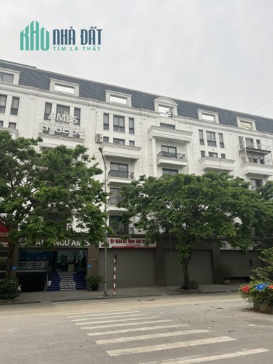 Bán nhà đô thị Văn Phú 94m2, 2 trước mặt, trục chính kinh doanh đường 36m, giá 13,6 tỷ