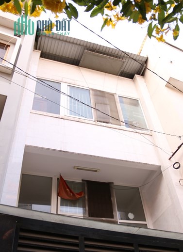 Hẻm Xe Hơi 4 tầng BTCT Phú Nhuận, Sát Mặt Tiền Nguyễn Kiệm, Chính Chủ Xưa Nay Chưa Qua Đầu Tư
