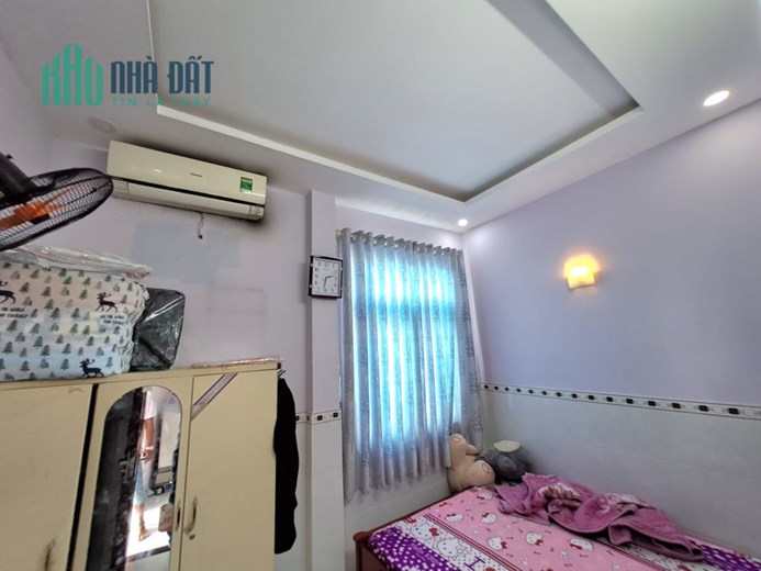 Bán nhà Hẻm xe hơi Đường Nguyễn Xí, Q. Bình Thạnh, 77m2 (7m x 12m), Giá Quá Rẻ