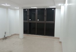 Cho thuê nhà nguyên căn ô tô đỗ cửa để trong nhà tại Ngõ 68, Phường Ngọc Thụy, Long Biên, 80m2 ô tô