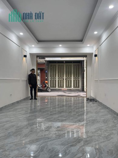 Nhà 60m Mặt Tiền 5m Giá 5.5 Tỷ. Nhà Đẹp Phân Lô Sổ Nở Hậu. Chủ Cần Bán Gấp.
