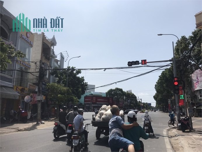 Cho thuê mặt bằng đường Nguyễn An Ninh, TPVT 100m2 sẵn kiếng đẹp