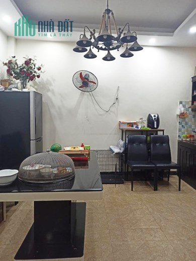 Nhà chợ Nguyễn Khoái - Hoàng mai 40Mx5 Tầng giá 3.45 Tỷ