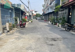 HẺM TO HƠN ĐƯỜNG - 1/ BÙI VĂN NGỮ QUẬN 12 - 5 TẦNG BTCT, 4 PN. NHÀ MỚI ĐẸP VÀO Ở NGAY.