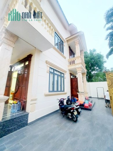 Bán biệt thự lớn hẻm xe hơi Âu Cơ - diện tích 300m2 - 4 tầng mới tinh