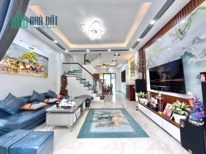 Bán nhà Hoàng Hoa Thám 5,45 tỷ (có thương lượng),bán nhà nguyên căn Hà Nội giá rẻ