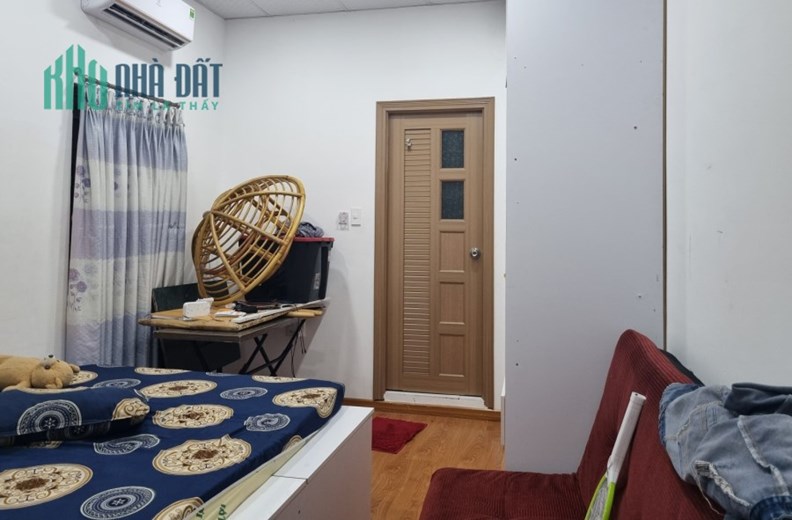 Bán gấp nhà 43m2 4 lầu 4 PN ngay Ngã Tư Bốn Xã Tân Phú 3 tỷ 1 TL