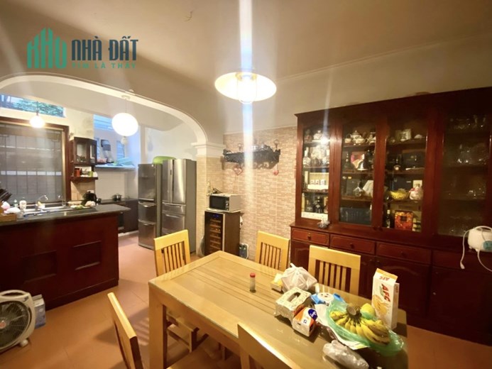 BÁN NHÀ RIÊNG PHỐ ĐÀO TẤN - BA ĐÌNH. Ô TÔ ĐỖ CỬA. DT 80M2. 5 TẦNG. GIÁ 22,5 TỶ