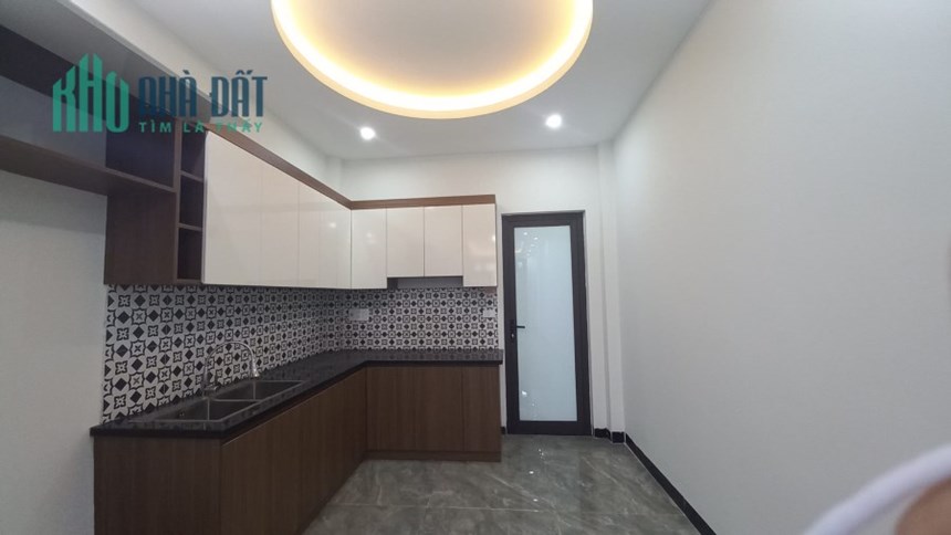DOUBLE! Bán Nhà Chiến Thắng-Văn Quán PHÂN LÔ, Ô TÔ, 38m2, 5 tỷ 7