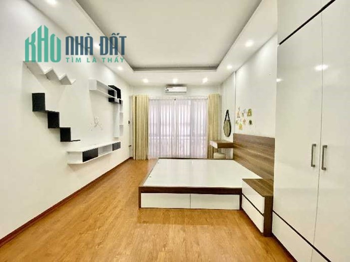 Bán nhà Đẹp Nguyễn Xiển, 33m2, 4 PN, gần Ô tô, Thanh Xuân, 3,5 tỷ