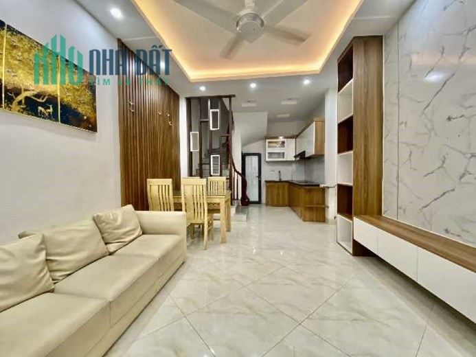 Bán nhà Đẹp Nguyễn Xiển, 33m2, 4 PN, gần Ô tô, Thanh Xuân, 3,5 tỷ