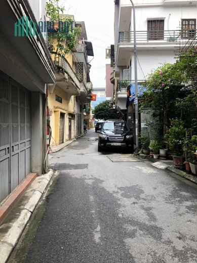 Bán đất Nguyễn Văn Cừ, Ô tô, Gần phố,170 m2, MT 11 m, chỉ 17,5 tỷ.