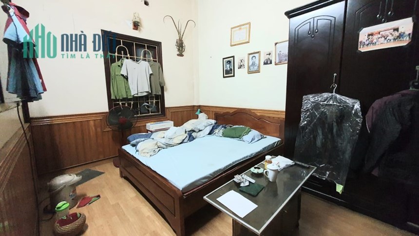 Nhà 75m Mặt Tiền 6m Giá Nhỉnh 10 Tỷ. Ô Tô Vào Nhà. An Ninh Tôt. Chủ Thiện Chì Cần Bán Nhanh.