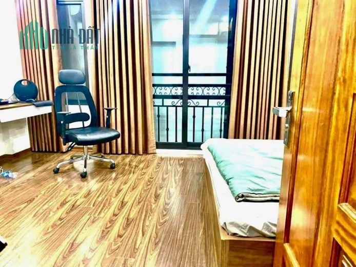 Bán nhà  đẹp  Đào Tấn , Ba Đình 30m, 5 tầng, ngõ thông, thoáng trước sau  giá 4 tỷ 25.