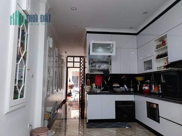 NHÀ ĐẸP KHU TT918 PHÚC ĐỒNG 55M2 5 TẦNG THANG MÁY NGÕ ÔTÔ TRÁNH 9.8 TỶ