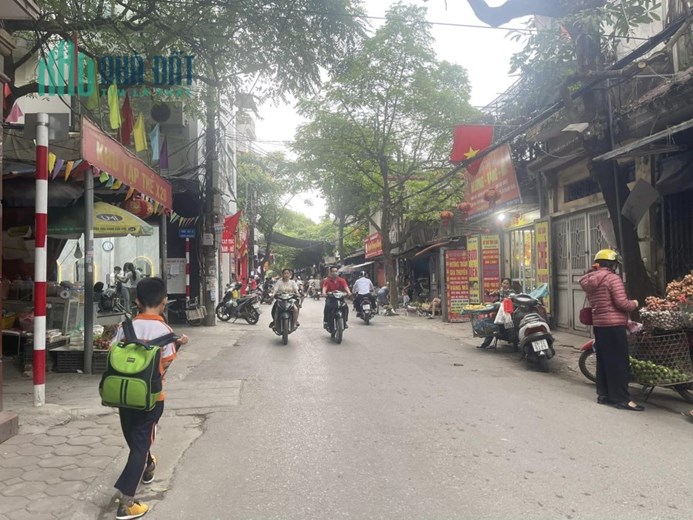 Cho thuê mặt bằng KD, T1, 70m2, 4m, bún phở, ở lại.. ..14 triệu, Xuân Đỉnh.