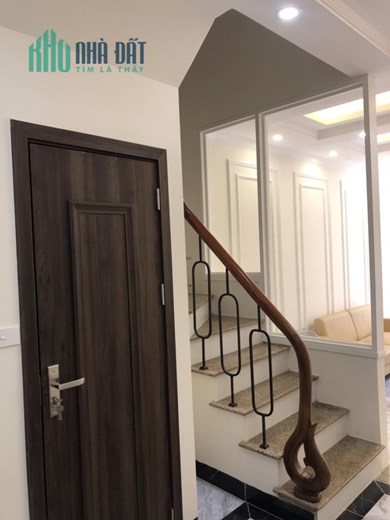 CỰC HIẾM bán khẩn cấp nhà 4 tầng mặt bằng kinh doanh hiệu tại La Phù - Hoài Đức, 40m, 4 tầng