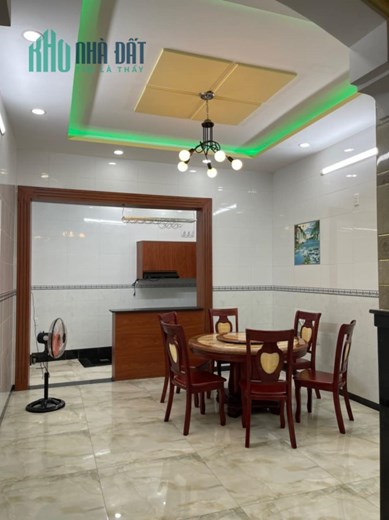 Bán Gấp chỉ 6 tỷ 7 Xe hơi đỗ cửa QL13 Thương lượng tốt