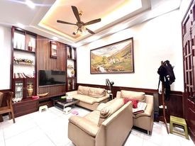 BÁN NHÀ HỒ BA MẪU, ĐỐNG ĐA, 60M2 5T MT5M, GIÁ 5.65 TỶ, GẦN HỒ