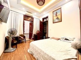 BÁN NHÀ HỒ BA MẪU, ĐỐNG ĐA, 60M2 5T MT5M, GIÁ 5.65 TỶ, GẦN HỒ