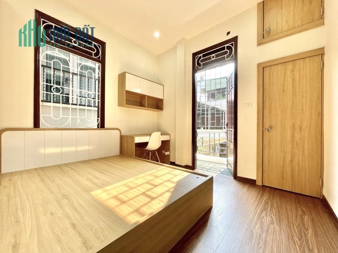 CHỈ 4 TỶ 8, NGÕ Ô TÔ QUA NHÀ, KINH DOANH, QUẬN HOÀNG MAI.