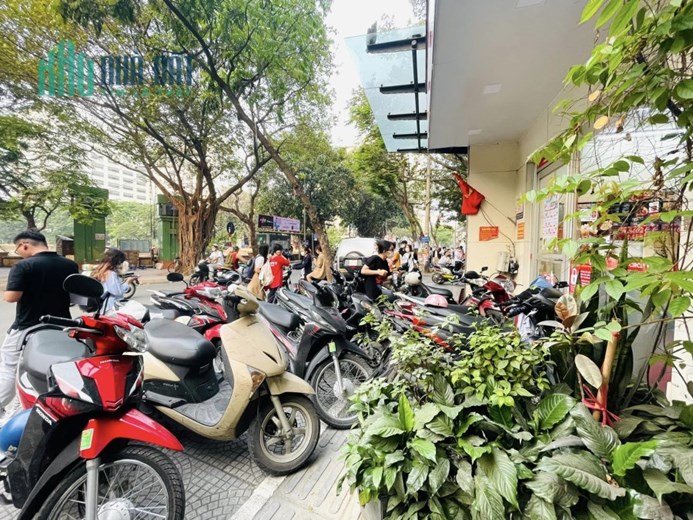 BÁN NHÀ ĐƯỜNG LÁNG, ĐÓNG ĐA, Ô TÔ, KINH DOANH, 48M2  5T MT4M, GIÁ 7.3 TỶ