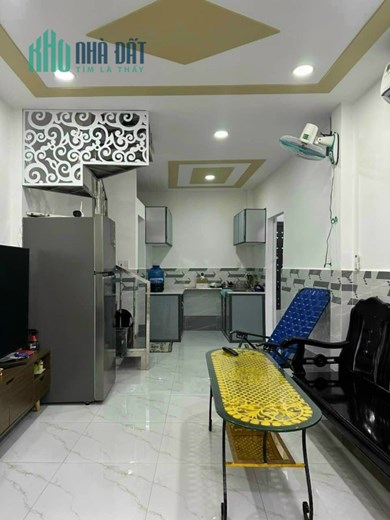 Cần Bán Gấp Nhà Nguyễn Văn Luông Q6 30m 2 Lầu 2 PN Chỉ 2.99 Tỷ