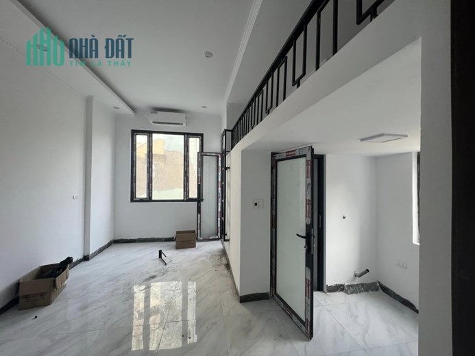 Bán CHDV phố Đại La, Vị trí đẹp, lãi vớn, dòng tiền cao.