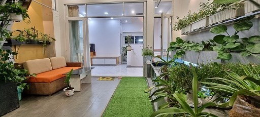 Bán nhà Siêu đẹp, xanh mát, tiện nghi, Định cư _ nơi khác. Nên em Bán hoặc cho Thuê căn nhà Xanh