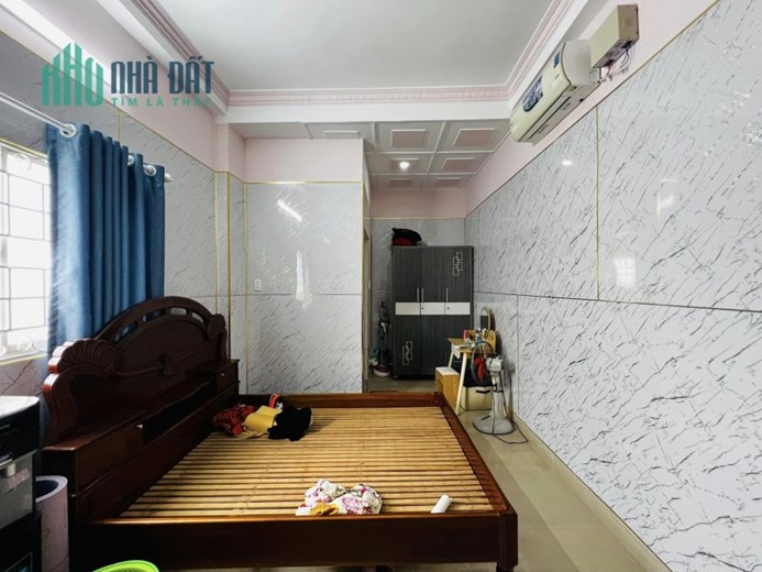 Nhà MT KD Khu Vip sát Lootte Quận 7 DT100m2, 5PN chỉ 2x tỷ