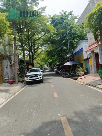 Bán nhà khu VIP Hiệp Bình Chánh hơn 50m2, 80m ra PVĐ SHR GIÁ CHỈ 4.X tỷ
