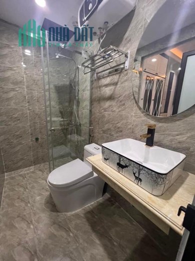 GẤPPP Chủ cần tiền giảm chào 300tr Nguyễn Khuyến Văn Quán 33m 5 tầng ô tô đỗ cửa