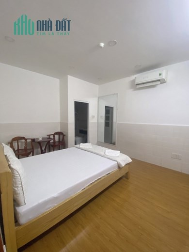 Cần Bán Khách Sạn 140M2  Mặt Tiền Lũy Bán Bích Quận Tân Phú.
