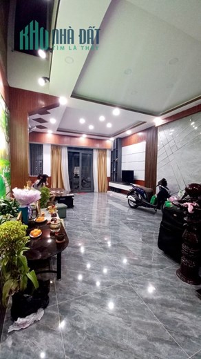 Bán Nhà Nở Hậu Ngang 5m Kế MT Lý Phục Man 15m Trung Tâm Quận 7