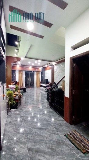Bán Nhà Nở Hậu Ngang 5m Kế MT Lý Phục Man 15m Trung Tâm Quận 7