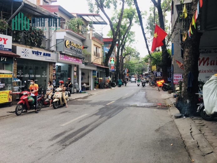 BÁN 35M2 ĐÁT ĐÔNG NGẠC BẮC TỪ LIÊM MẶT TIỀN 3.5 GIÁ 2 TỶ TÍ