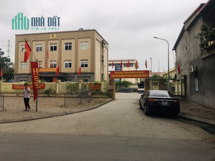 BÁN 35M2 ĐÁT ĐÔNG NGẠC BẮC TỪ LIÊM MẶT TIỀN 3.5 GIÁ 2 TỶ TÍ