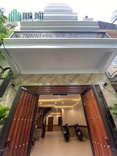 Bán nhà mới koong - Võng Thị - 7 tầng thang máy - dòng tiền siêu khủng - matiz đỗ cửa
