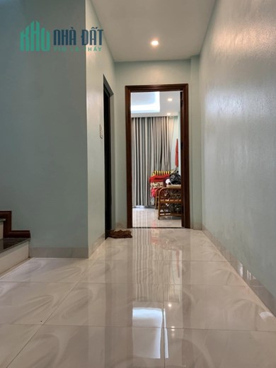Bán nhà 41m2 4 ngủ phố An Dương, Tây Hồ Dân xây 20m Ô tô tránh 3.7 Tỷ