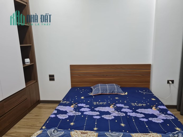 Bán nhà 44m2 4 ngủ phố Nghi Tàm, Tây Hồ Dân xây 20m Ô tô tránh 3.5 Tỷ