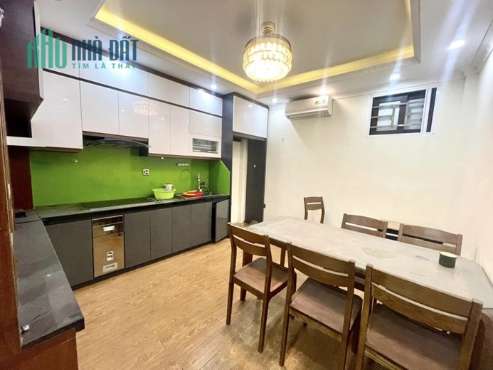 Bán nhà 62m2 phố Nghi Tàm, Tây Hồ 6 Tầng Thang máy Nhập khẩu 6.5 Tỷ