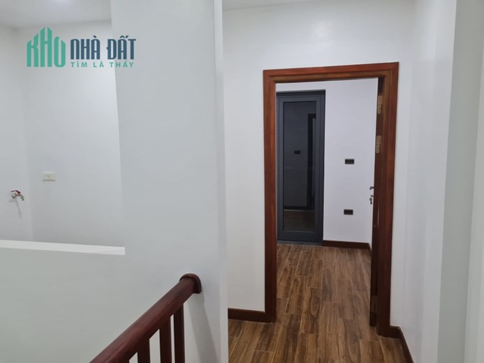 Bán nhà 43m2 4 ngủ phố An Dương, Tây Hồ Dân xây 20m Ô tô tránh 3.7 Tỷ