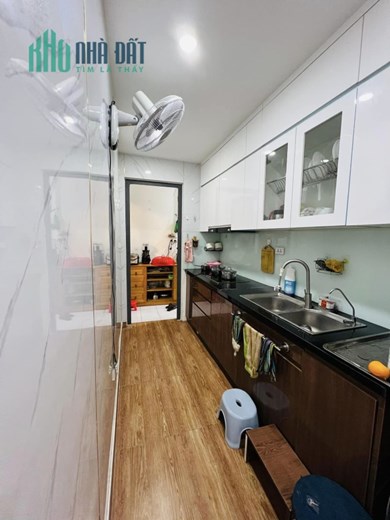 CĂN HỘ CAO CẤP PHẠM VĂN ĐỒNG - FULL NỘI THẤT XỊN- MỚI 99%