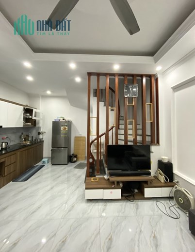 BÁN NHÀ ĐƯỜNG NGUYỄN TRÃI DT38M x 4 TẦNG GIÁ CHỈ HƠN 4 TỶ NHÀ ĐẸP VỀ Ở NGAY