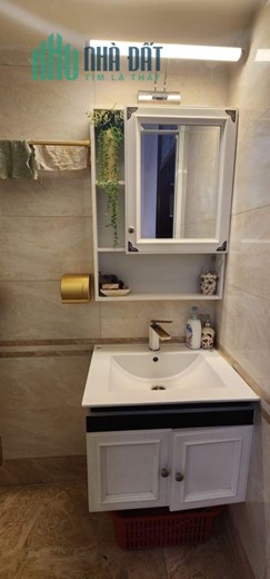 NHÀ 6 TẦNG, MẶT NGÕ KINH DOANH PHỐ HÀO NAM CHỈ VỚI 6 TỶ 6