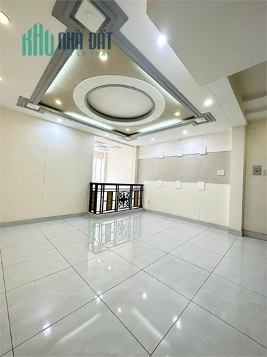 💥💥 Hàng hiếm- Giá quá tốt 💥💥
HXH 7 CHỖ P7 PHÚ NHUẬN KHU PHAN XÍCH LONG TRẦN KẾ XƯƠNG- 30M2 - 5
