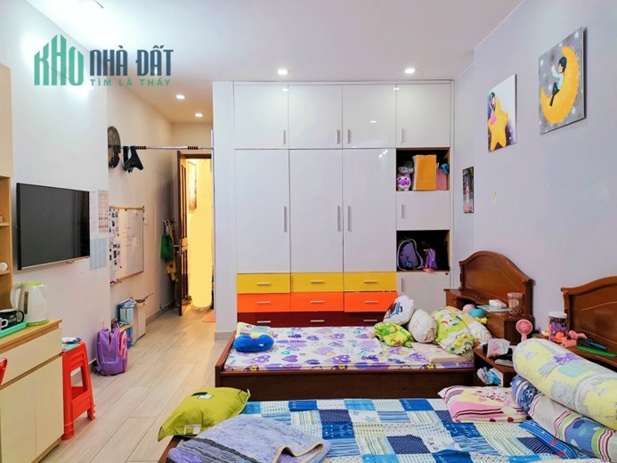 21.5 tỷ GIẢM CÒN 18,2 TỶ, MẶT TIỀN, THANG MÁY, 64m2, 6 tầng, NGUYỄN TRỌNG TUYỂN P8 PHÚ NHUẬN